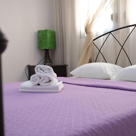 Irenes Apartment Kallithea  Ngoại thất bức ảnh