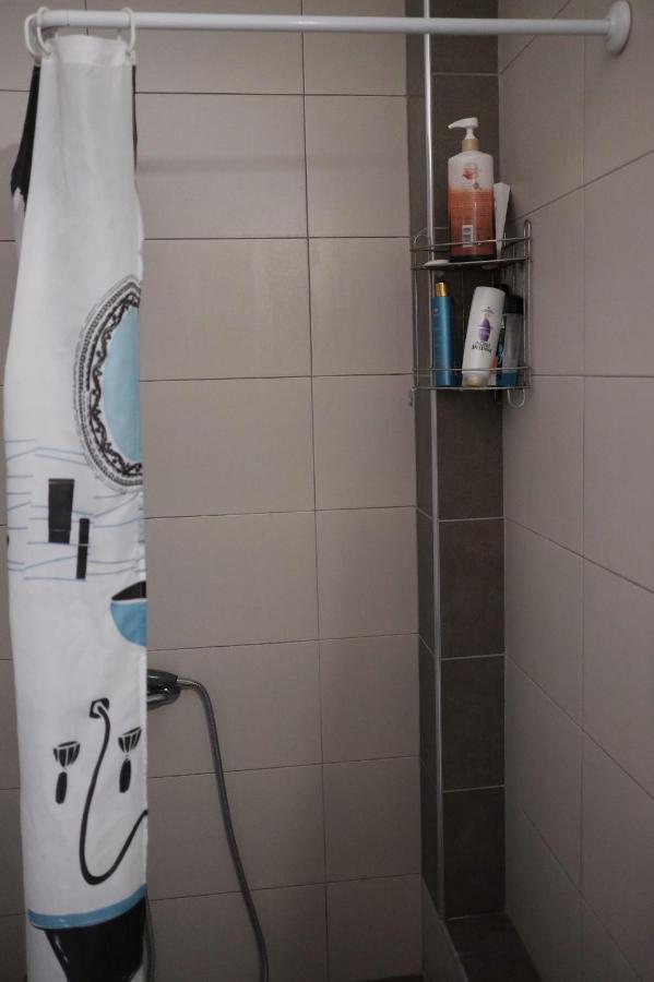 Irenes Apartment Kallithea  Ngoại thất bức ảnh