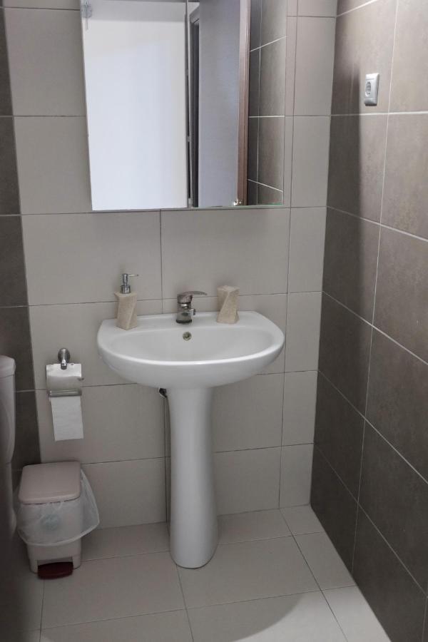 Irenes Apartment Kallithea  Ngoại thất bức ảnh
