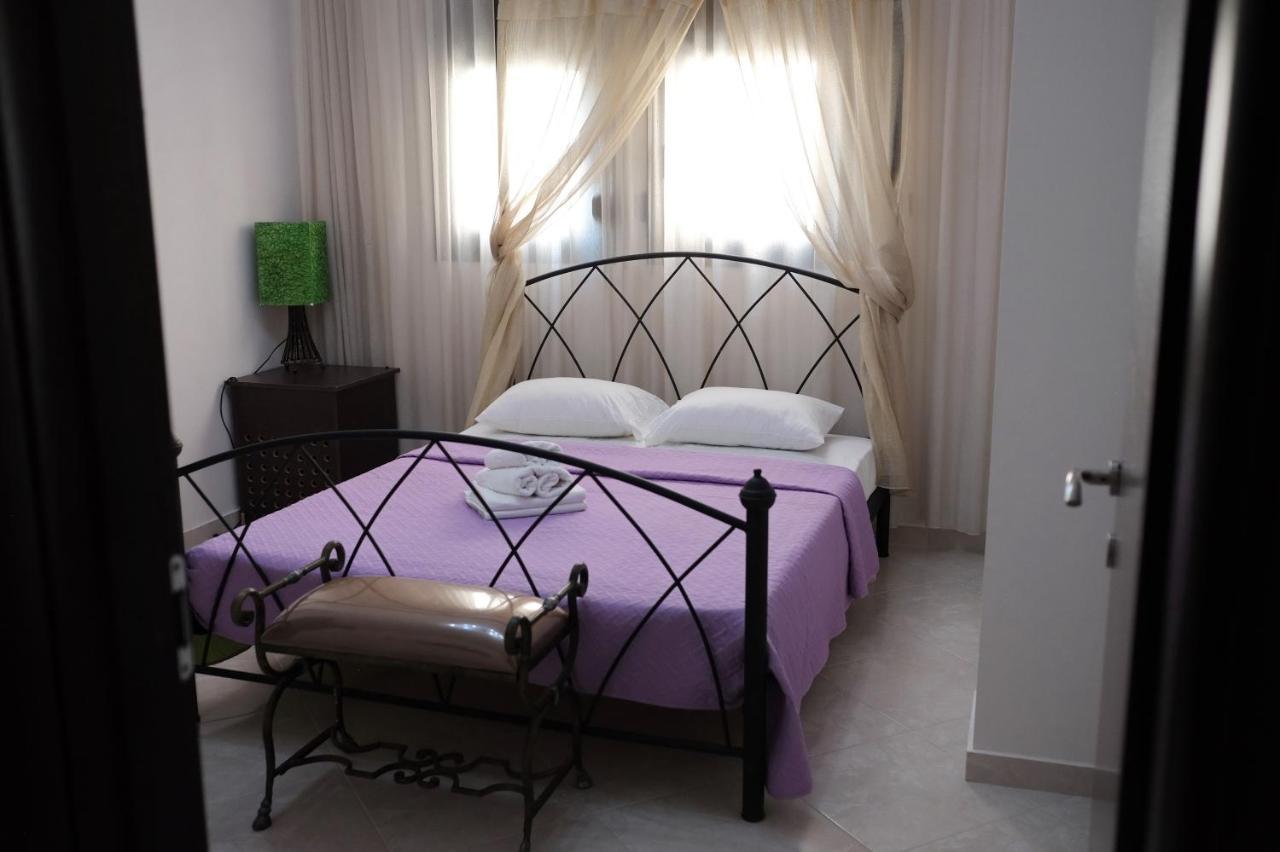 Irenes Apartment Kallithea  Ngoại thất bức ảnh
