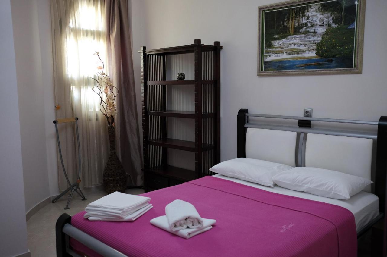 Irenes Apartment Kallithea  Ngoại thất bức ảnh
