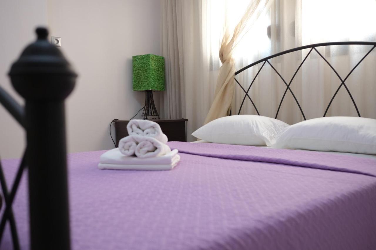 Irenes Apartment Kallithea  Ngoại thất bức ảnh