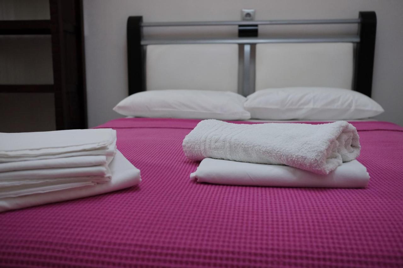 Irenes Apartment Kallithea  Ngoại thất bức ảnh