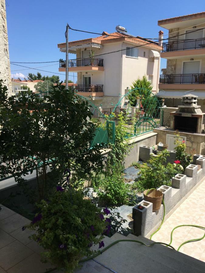 Irenes Apartment Kallithea  Ngoại thất bức ảnh
